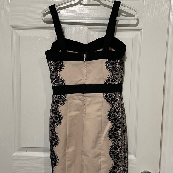 Dynamite Dress - Picture 2 of 3